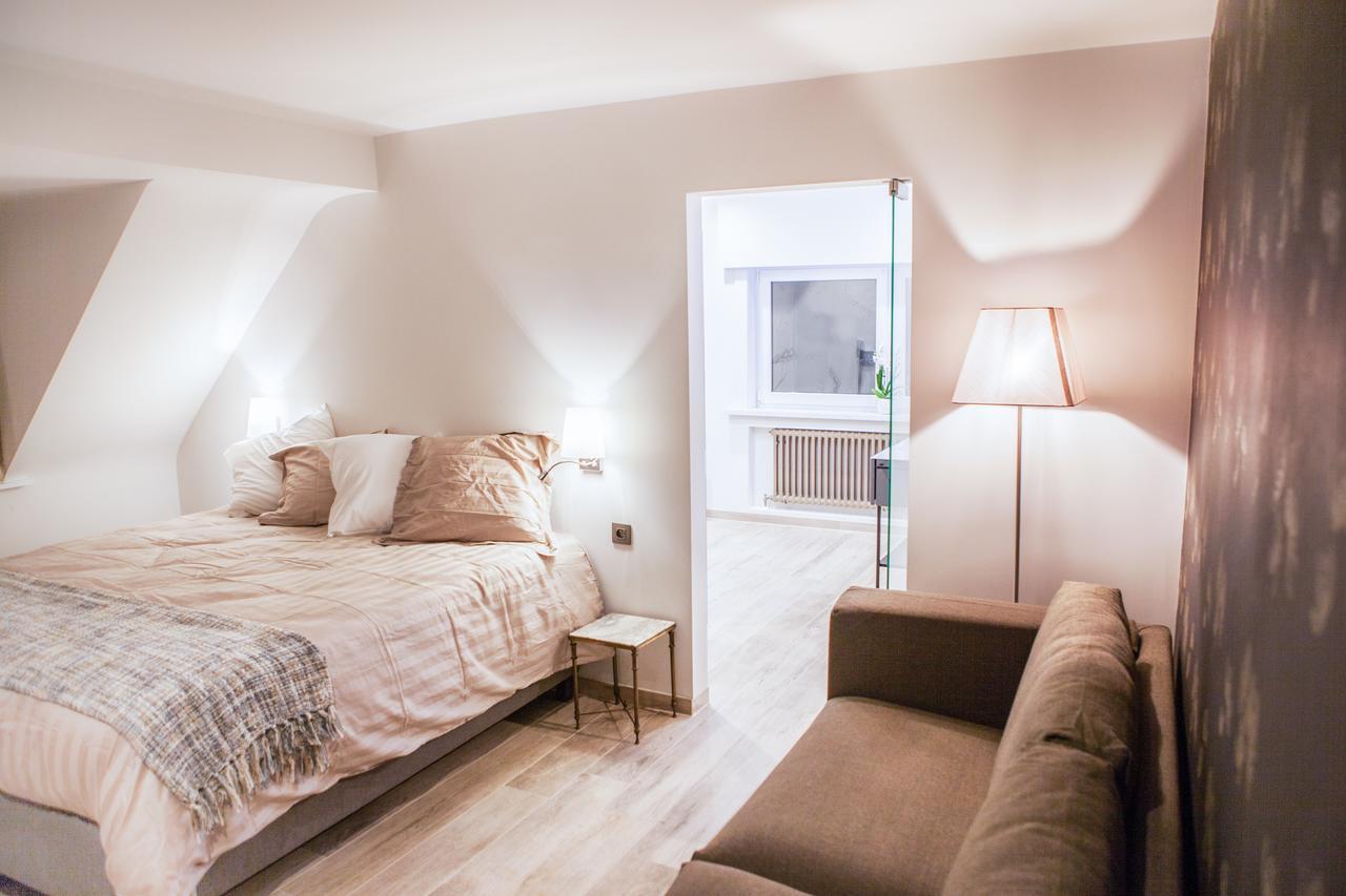 Bed and Breakfast Sable D'O -Vlak Aan De Zee- Mariakerke  Экстерьер фото